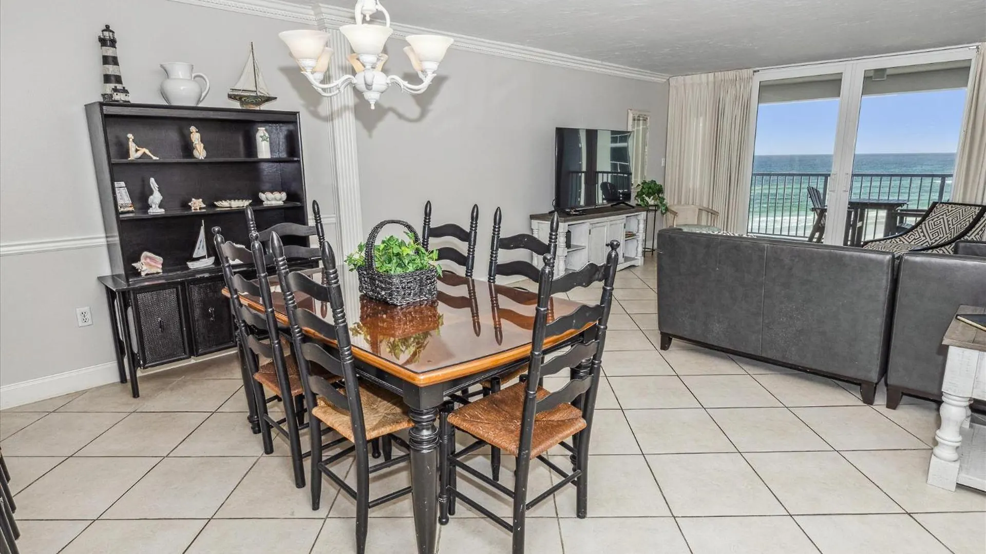 Shoreline Towers 1063- By Holiday Isle Properties Destin 0*,  United States