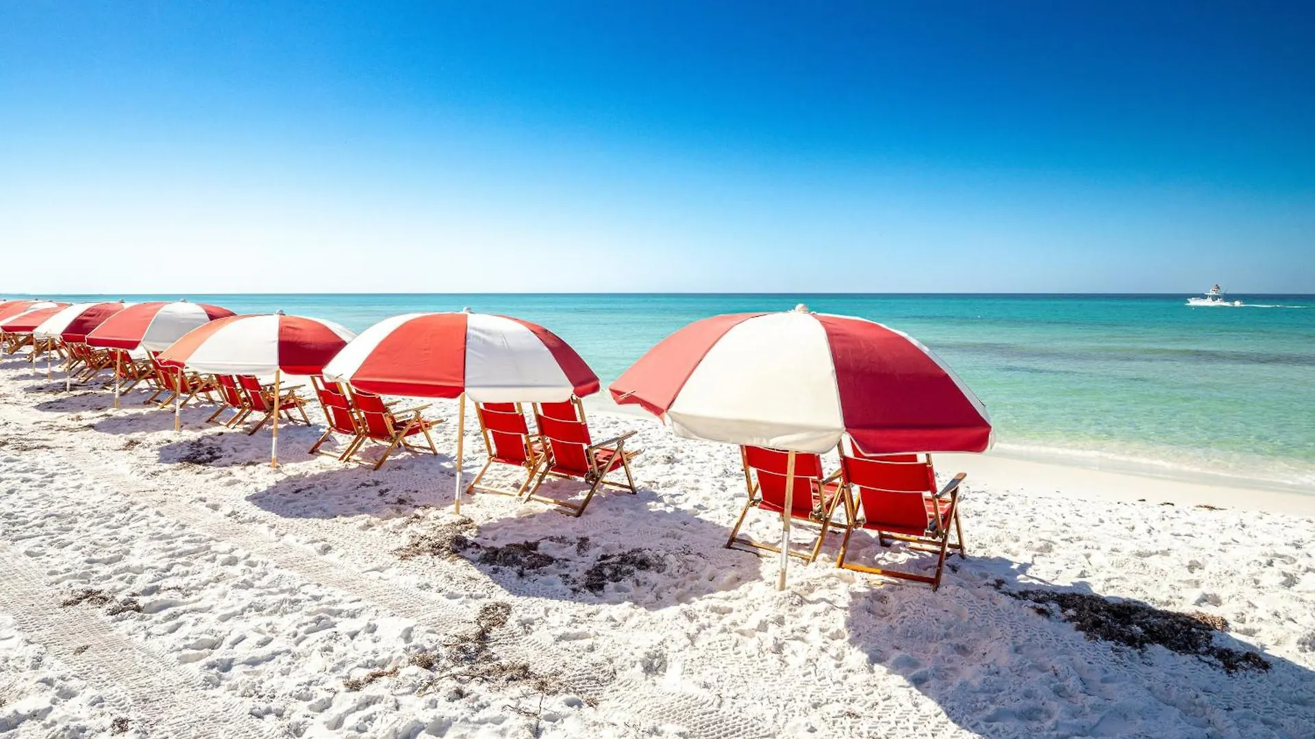 Shoreline Towers 1063- By Holiday Isle Properties Destin Apartment