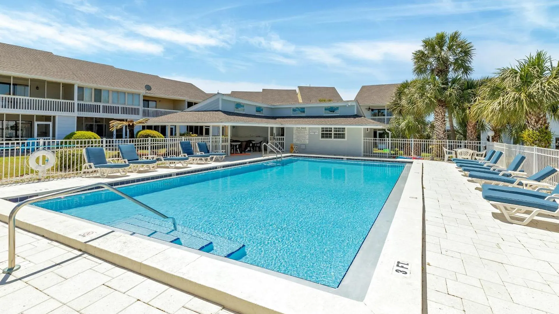 Shoreline Towers 1063- By Holiday Isle Properties Destin