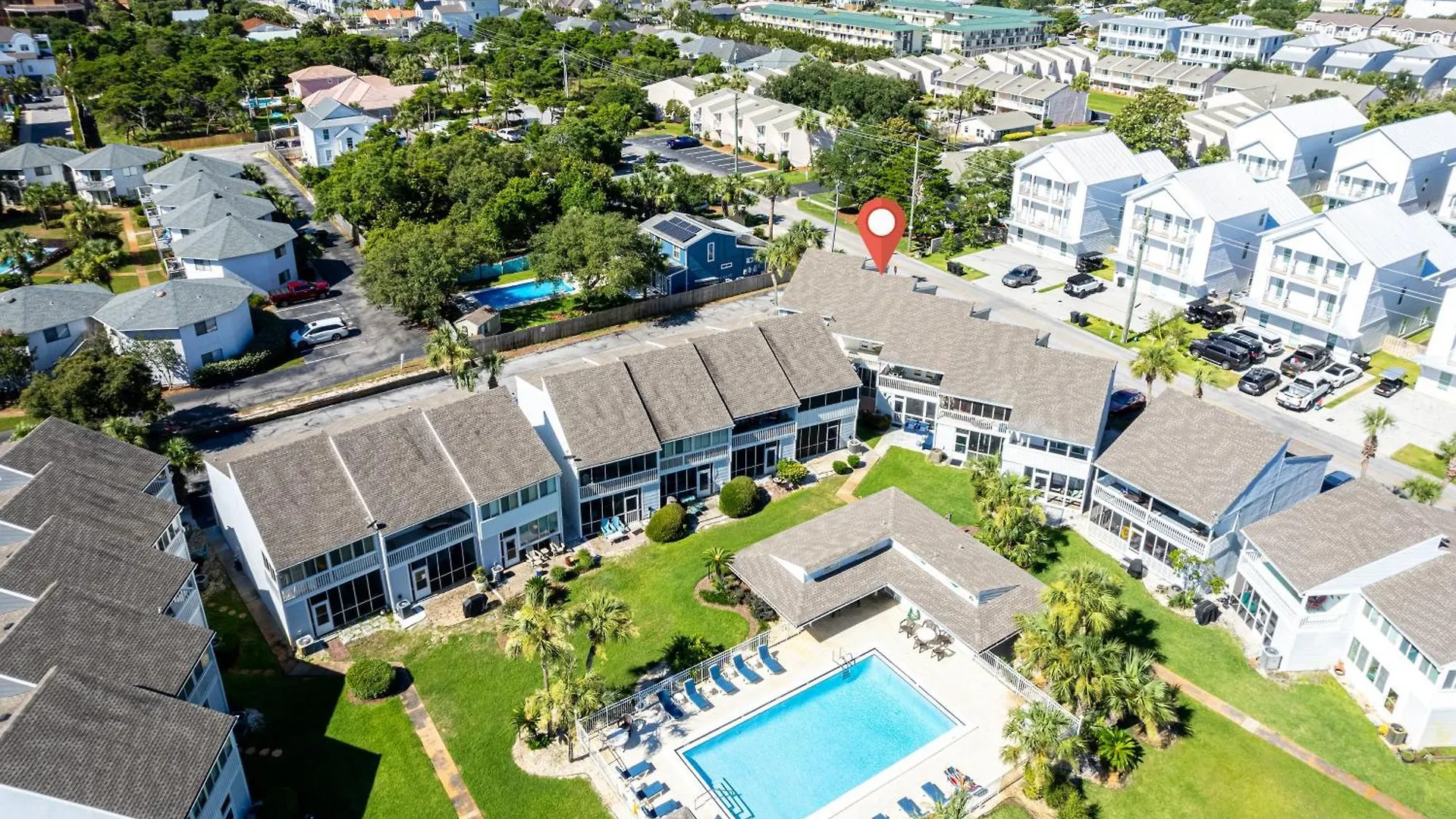 Shoreline Towers 1063- By Holiday Isle Properties Destin Apartment